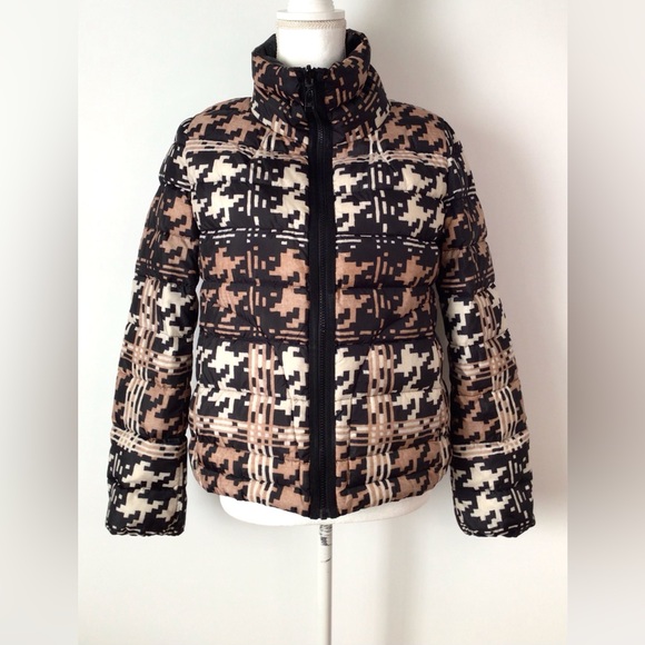 Henry Cotton's Reversible Puffer Jacket - Picture 3 of 13